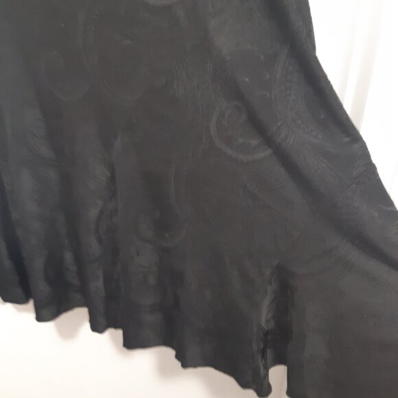 Slinky Black Jaquard Midi Skirt, elastic waist SiZE L - Picture 11 of 14